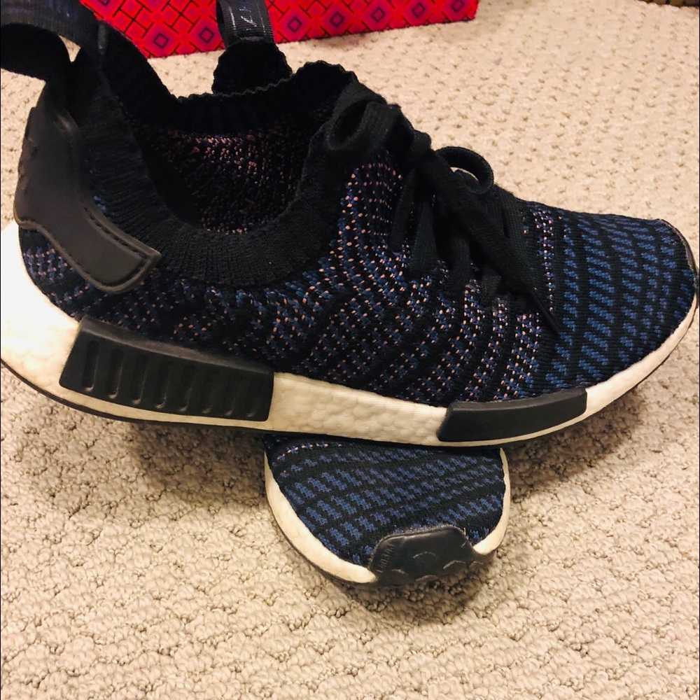 Adidas Sneakers